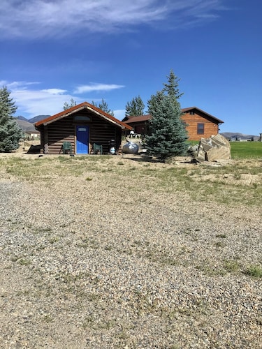 LITTLE LOG CABIN IN THE RUBY