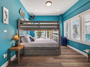 6 dormitorios, tabla de planchar con plancha, wifi gratis y ropa de cama