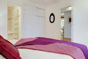 2 bedrooms, WiFi, bed sheets