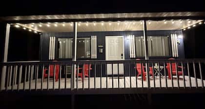 Resort Firepit, Hot Tub, Pool |Walk 2 Dining | 1 Mile to Silver Dollar City!