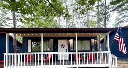 Resort Firepit, Hot Tub, Pool |Walk 2 Dining | 1 Mile to Silver Dollar City!