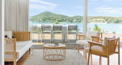 Coastal Vista - Ngunguru Holiday Home