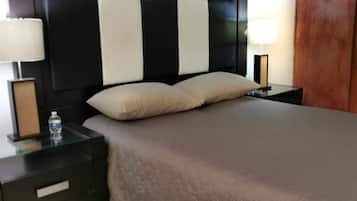 Townhouse Keluarga | Minibar dan didekorasi berbeda-beda