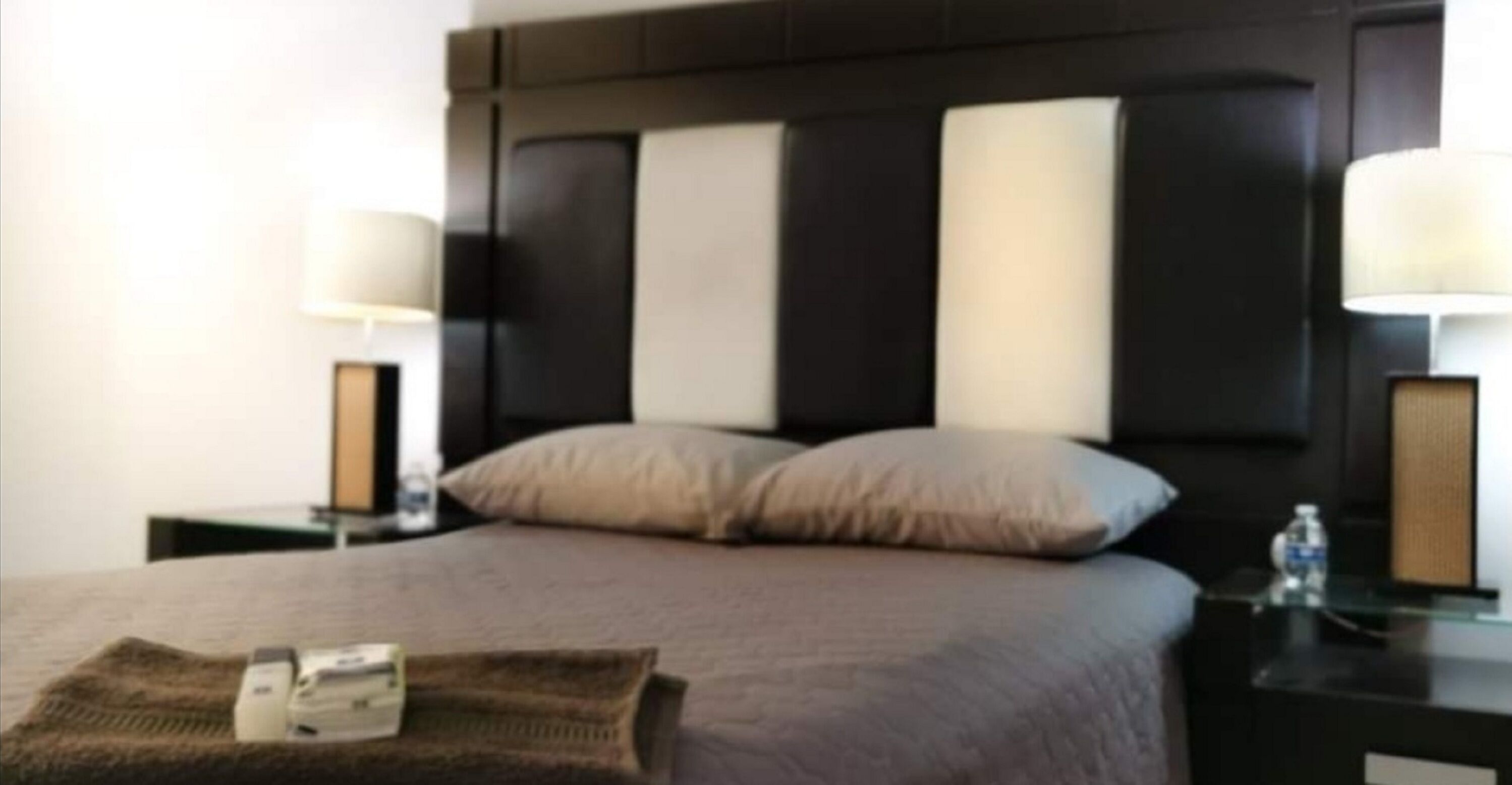 Family Townhome | Bar mini, dihias secara berasingan 