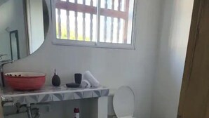 مكواة/لوح كي وواي فاي مجانًا وبديكورات فريدة لكل غرفة