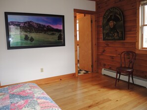 3 chambres, fer et planche à repasser, Wi-Fi gratuit, draps fournis