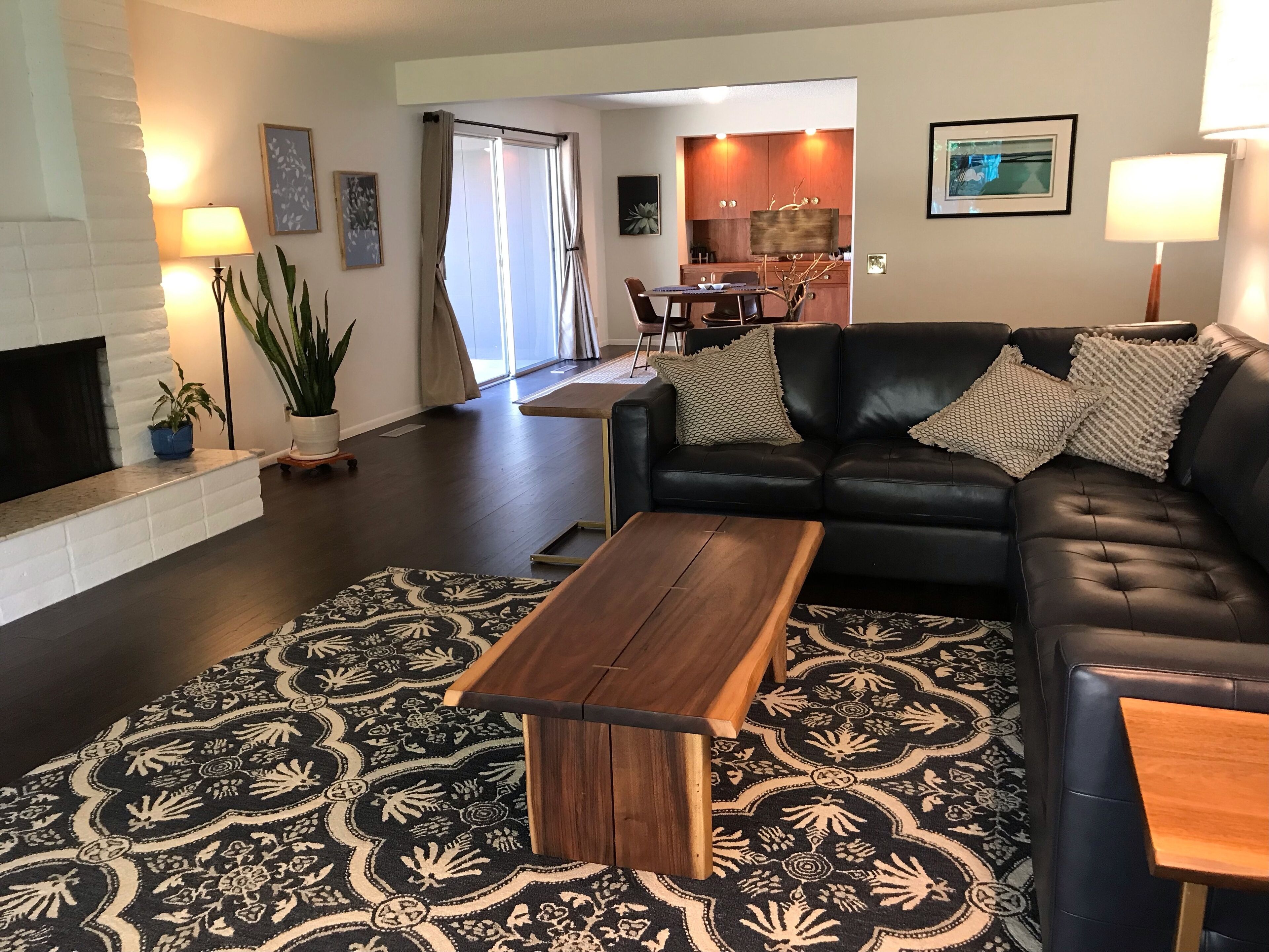 Spacious Retreat with 2 King Suites 1500 sqft