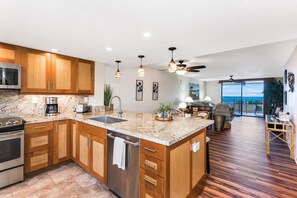 Condo, Multiple Beds (Holualoa Bay Villas#105) | Private kitchen