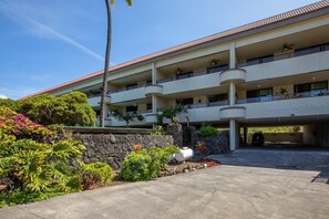 Condo, nhiều giường (Holualoa Bay Villas#105) | Ngoại thất
