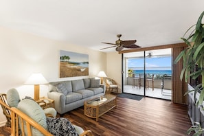 Condo, Multiple Beds (Holualoa Bay Villas#105) | Living room