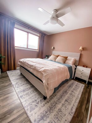 5 habitaciones, cuna de viaje, wifi gratis y ropa de cama 