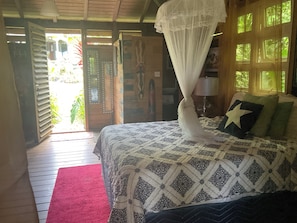 2 Schlafzimmer, BĂŒgeleisen/BĂŒgelbrett, kostenloses WLAN, BettwĂ€sche