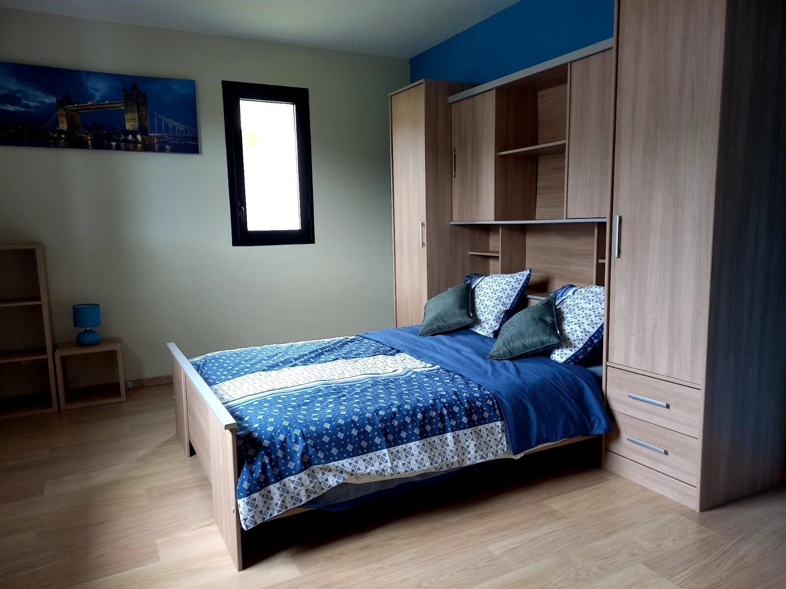 3 soverom, strykejern/-brett, wi-fi (inkludert) og sengetøy