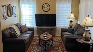 TV connectée, Netflix, livres, services de streaming