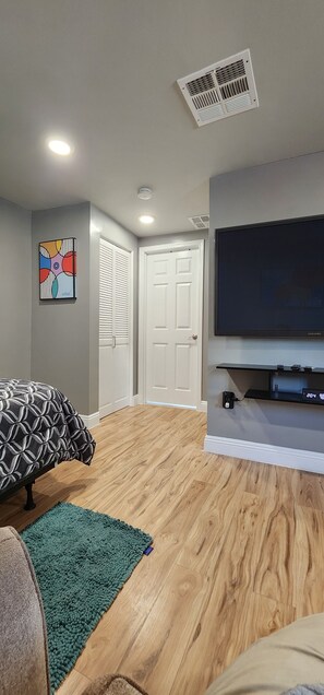 1 Schlafzimmer, Schreibtisch, WLAN, Rollstuhlgeeignet