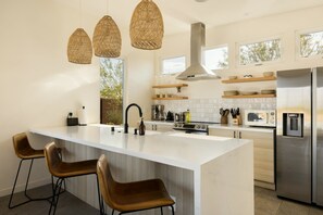 Dining tables, kitchen islands - Casa Bella - Private Getaway w/ Pool - Spa - Views (Landers)