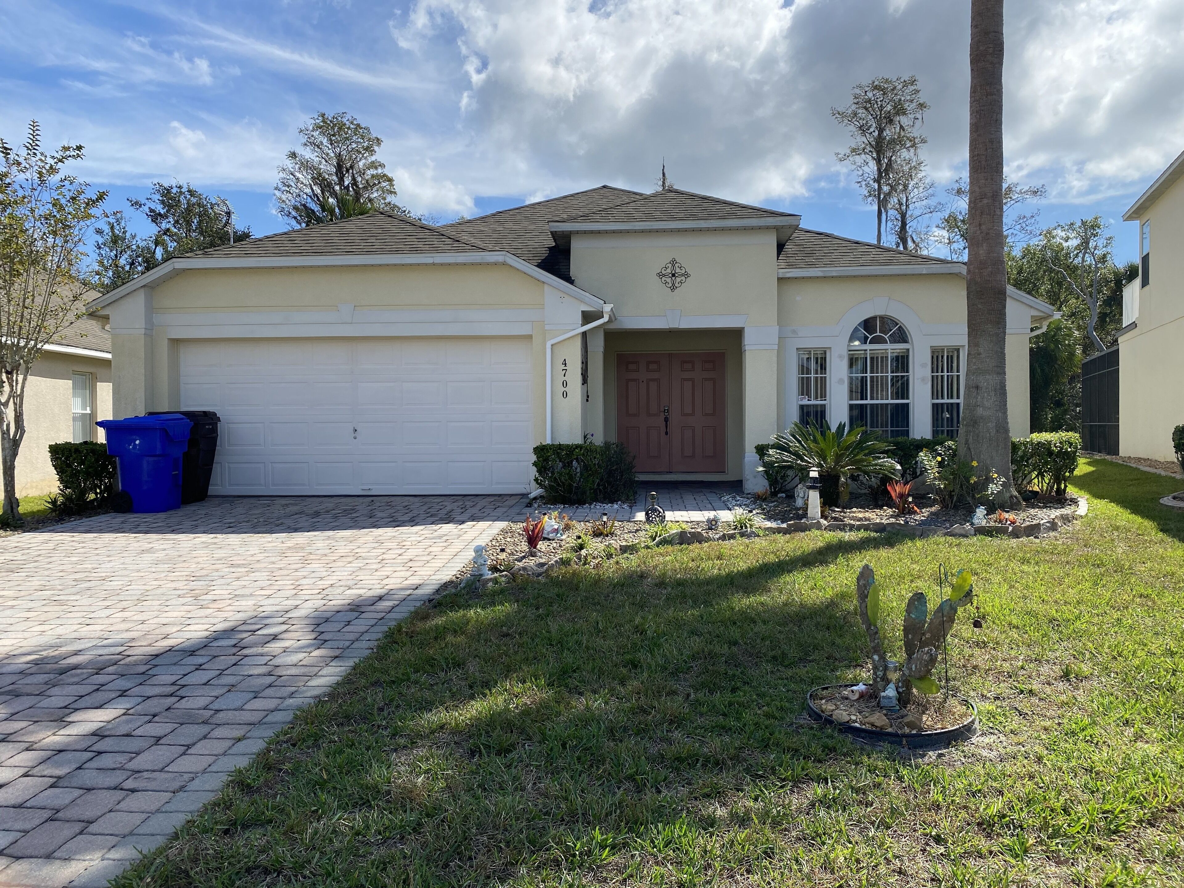 Amazing home with many activities besides theme parks close by