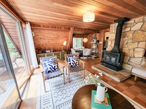 Smart-TV, peis og stereoanlegg