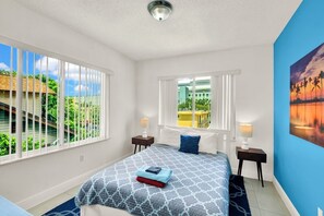 2 habitaciones, tabla de planchar con plancha y wifi gratis 