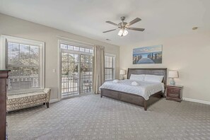 5 bedrooms, iron/ironing board, free WiFi, bed sheets