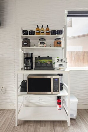 Interior - Cozy MIAMI Modern Paradise-NEAR HardRock Stadium! (Miami)