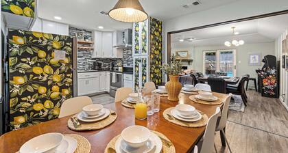 Villa D’Oro, Minutes to FIFA World Cup Stadium, Pool, Spa,Arcade, Game Room
