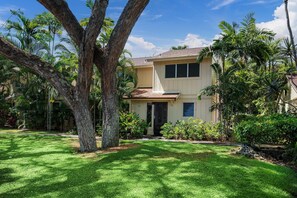 Condo, 1 King Bed (Keauhou Kona Surf & Racquet Club#10) | Property grounds