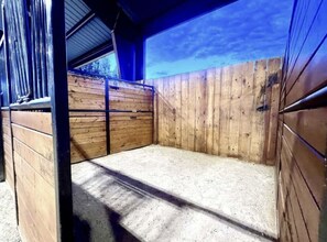 Property grounds - “The Mercantile” is a farmhouse style home on Morning Line Ranch. (New Harmony)