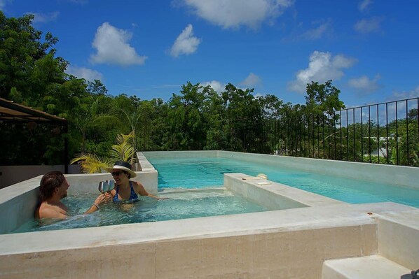 Piscine extérieure