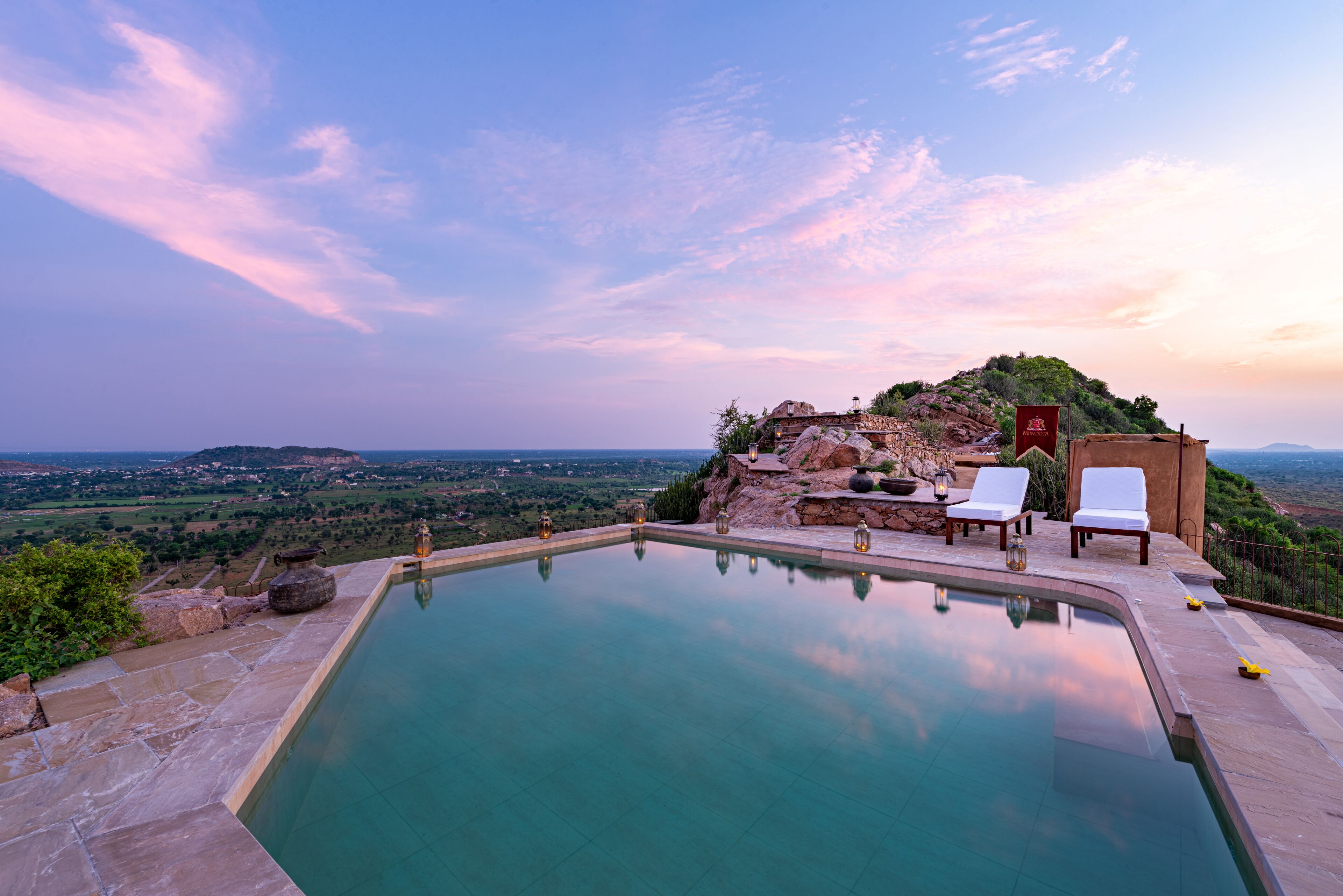 2 outdoor pools, pool umbrellas, sun loungers