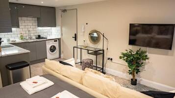 Desk, iron/ironing board, free WiFi