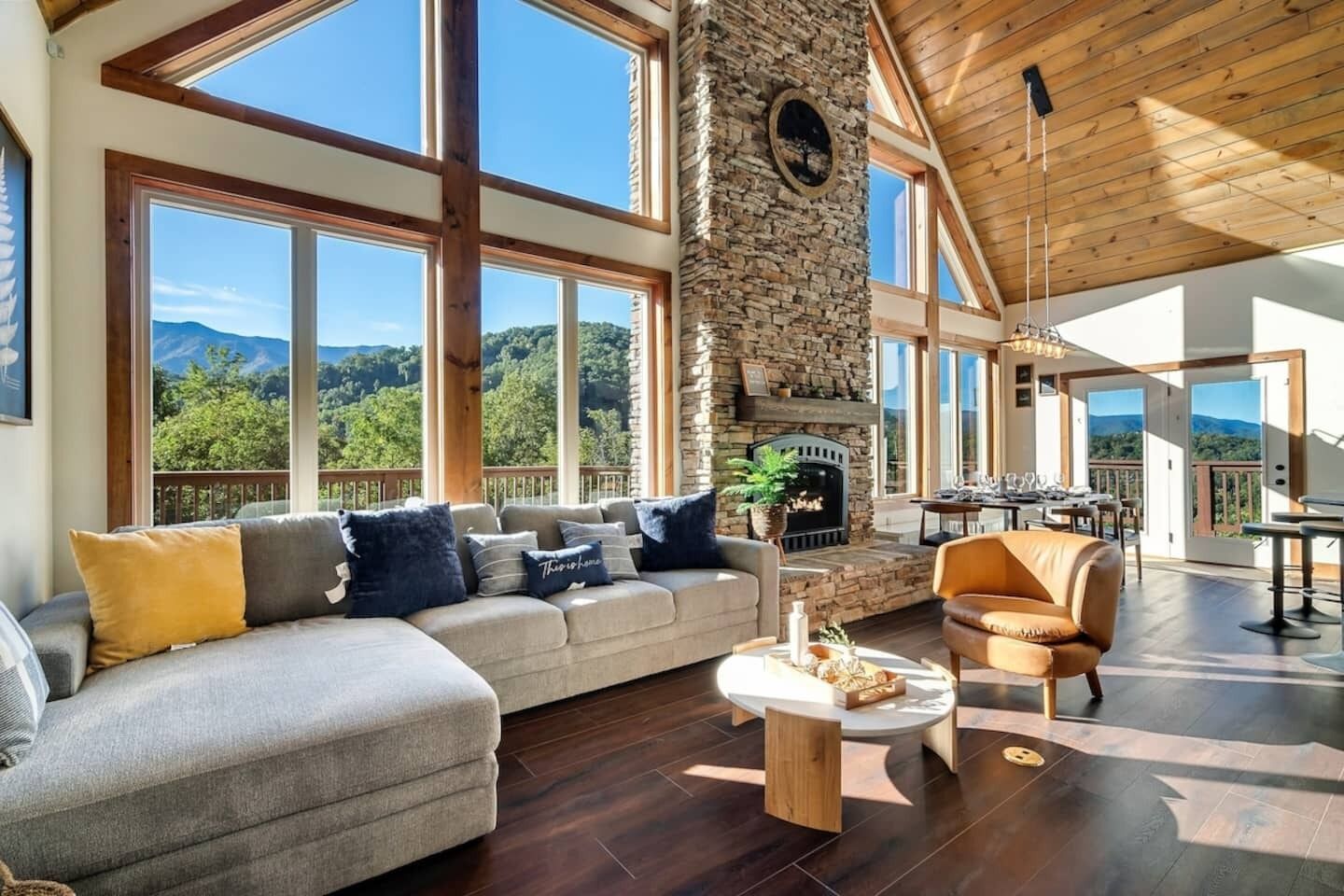 智能電視、壁爐