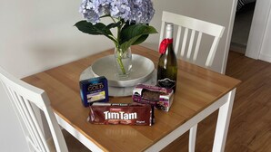 Dining - Entire 1br 50sm guest suite 3mins to beach shops restaurants small dog welcome.
 (Ulladulla)