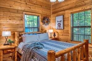 3 bedrooms, iron/ironing board, free WiFi, bed sheets - Pine Haven Hollow, Game Room, WIFI, Hot Tub, $560 FREE tickets each paid day! (Pigeon Forge)