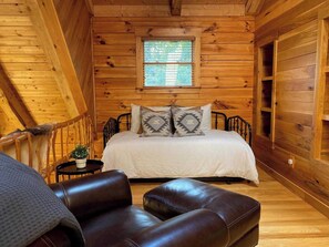 3 bedrooms, travel crib, free WiFi, bed sheets