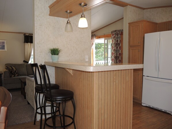 Fridge, microwave, oven, stovetop - At Home Base I, 1 of 4 units. You'll feel right at home, 1/2 mile to Dreams Park (Milford)