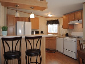 Fridge, microwave, oven, stovetop - At Home Base I, 1 of 4 units. You'll feel right at home, 1/2 mile to Dreams Park (Milford)