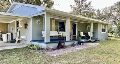 Quiet farmhouse central to major theme parks