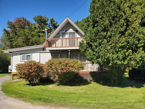 Ski Chalet Close to Swain Resort and Lechtworth State Park