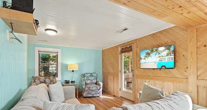 Beach, Sunrise, Views, community pool!