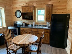 Full-sized fridge, microwave, oven, stovetop - Cozy Waterview Lodge Suite w/ Hot Tub (Millersburg)