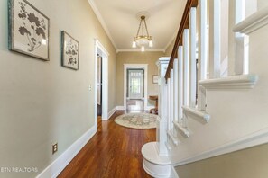 Interior - Historic Clinton Craftsman (Clinton)