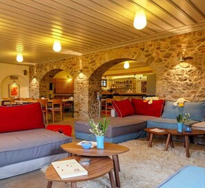 Televisión de pantalla plana