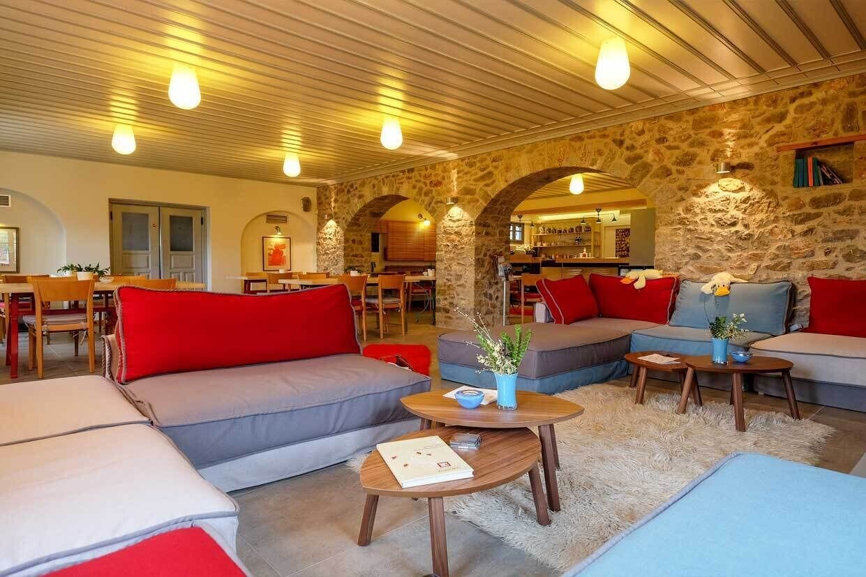 Café da manhã completo grátis todos os dias