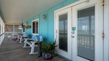 House (2 Bedrooms) | Property amenity
