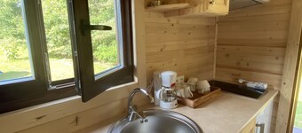 Roulotte "cecile" Pour un Séjour Atypique en Roulotte