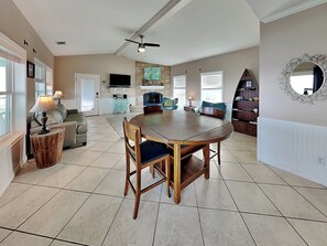 House (2 Bedrooms) | Property amenity