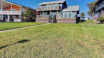 House (3 Bedrooms) | Property amenity