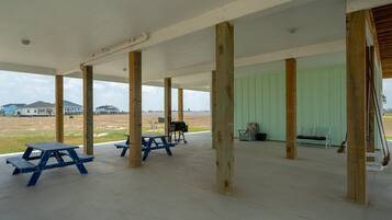 Casa (3 Bedrooms) | Servicio de la propiedad