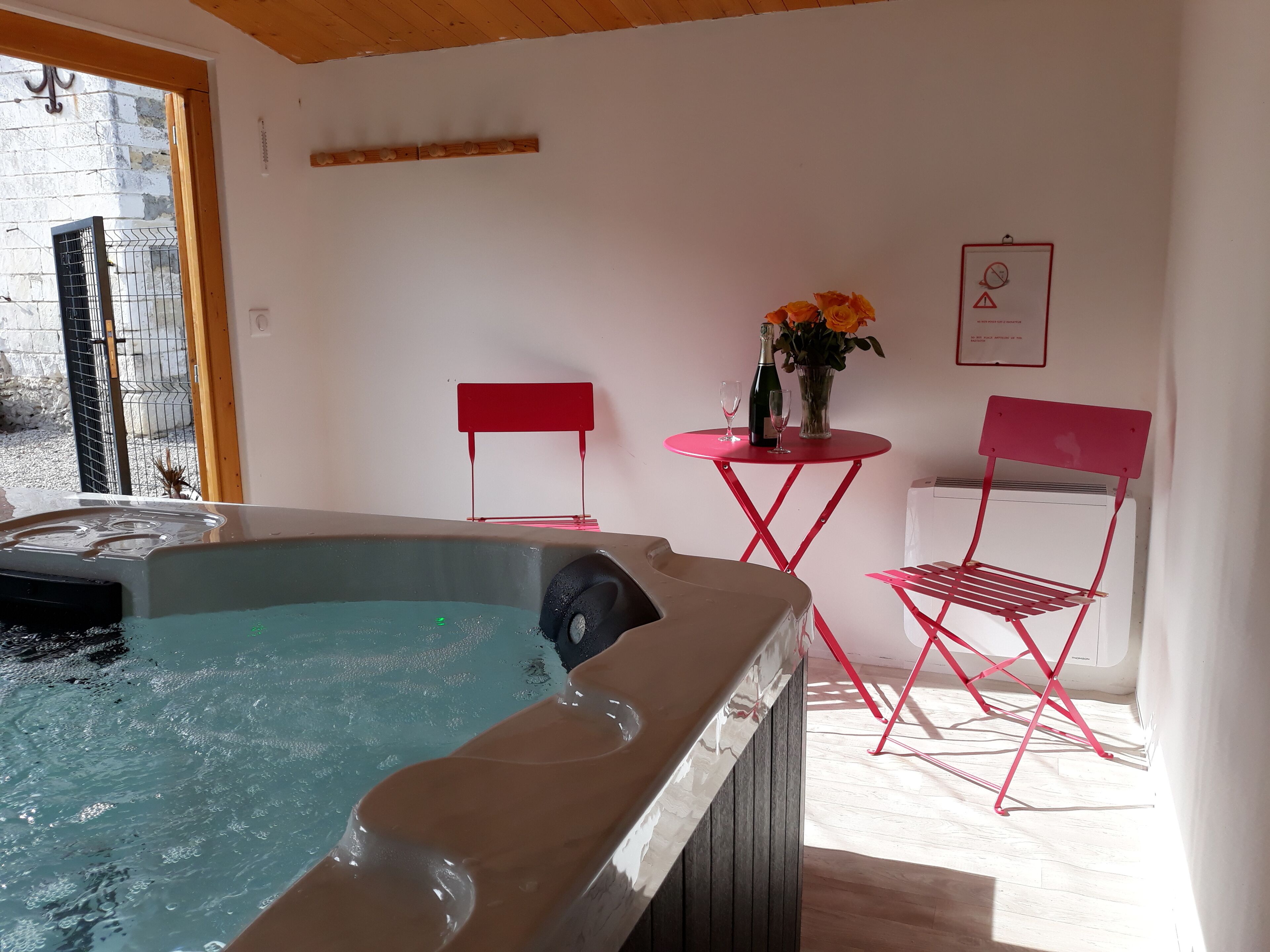 Bain à remous intérieur